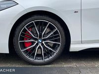 Gebraucht BMW M235 Performance 301 PS (221 kW) 2025 Alpinweiß uni Coupé
