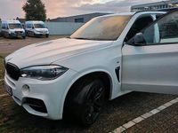 Gebraucht BMW X5 M50 381 PS (280 kW) 2015 Weiß SUV