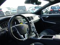 Gebraucht Volvo V60 Summum 181 PS (133 kW) 2015 Schwarz metallic Kombi