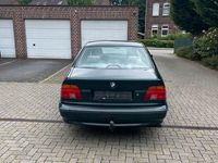 Gebraucht BMW 523 170 PS (125 kW) 1996 Grün Limousine