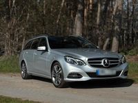 Gebraucht Mercedes E250 204 PS (150 kW) 2015 Silber Kombi