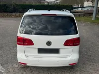 Gebraucht VW Touran 105 PS (77 kW) 2013 Weiß Van / Kleinbus