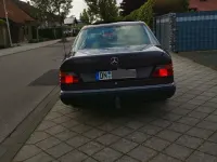 Gebraucht Mercedes E250 126 PS (92 kW) 1992 Violet Limousine