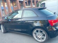 Second-hand Audi A1 86 CP (63 kW) 2011 Negru Hatchback