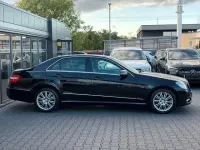 Gebraucht Mercedes E200 Avantgarde 184 PS (135 kW) 2009 Schwarz Limousine