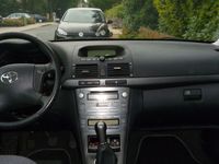 Gebraucht Toyota Avensis 177 PS (130 kW) 2003 Silber metallic Kombi