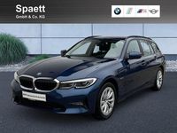 Gebraucht BMW 330e Advantage 292 PS (214 kW) 2022 Phytonicblau Kombi