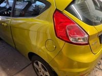 Gebraucht Ford Fiesta Titanium 101 PS (74 kW) 2013 Gold Kleinwagen