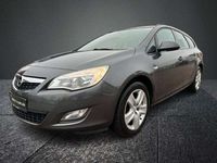 Gebraucht Opel Astra Edition 160 PS (117 kW) 2011 Grau Kombi