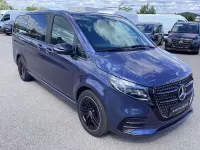 Gebraucht Mercedes V300 Avantgarde 237 PS (174 kW) 2025 Blau Van / Kleinbus