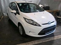 Gebraucht Ford Fiesta 60 PS (44 kW) 2010 Weiß Kleinwagen