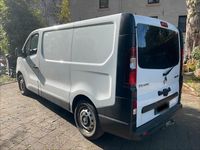 Gebraucht Renault Trafic 121 PS (88 kW) 2019 Weiß Van / Kleinbus