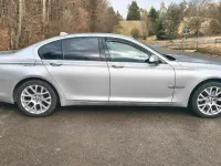 Gebraucht BMW 730 245 PS (180 kW) 2011 Silber Limousine