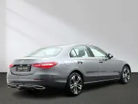 Gebraucht Mercedes C300e Avantgarde 313 PS (230 kW) 2025 Grau Limousine