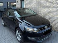 Gebraucht VW Polo Life 90 PS (66 kW) 2013 Schwarz Kleinwagen