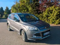 Usata Ford Kuga 140 CV (102 kW) 2014 Grigio SUV