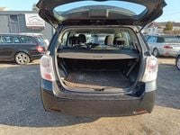 Gebraucht Toyota Verso Life 147 PS (108 kW) 2009 Black mica / ink Van / Kleinbus