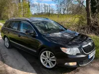 Gebraucht Skoda Superb 180 PS (132 kW) 2011 Kombi