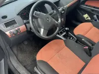 Gebraucht Opel Astra GTC Cosmo 125 PS (91 kW) 2006 Limousine