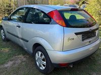 Brugt Ford Focus 75 HK (55 kW) 1999 Sølv Hatchback