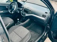Gebraucht Kia Picanto 69 PS (50 kW) 2013 Schwarz Kleinwagen
