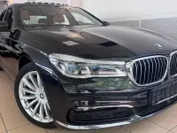 Gebraucht BMW 730 Performance 265 PS (194 kW) 2019 Saphirschwarz Limousine