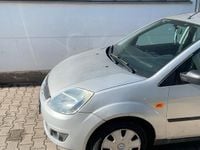 Gebraucht Ford Fiesta 100 PS (73 kW) 2004 Kleinwagen