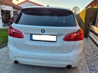 Gebraucht BMW 220 Active Tourer Advantage 192 PS (141 kW) 2015 Weiß Van / Kleinbus