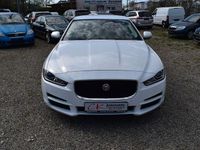 Gebraucht Jaguar XE Prestige 179 PS (131 kW) 2016 Weiß Limousine
