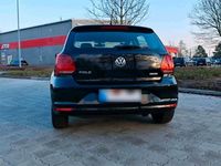 Gebraucht VW Polo 60 PS (44 kW) 2014 Schwarz Limousine