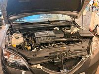 Second-hand Mazda 3 105 CP (77 kW) 2007 Argintiu Berlinǎ