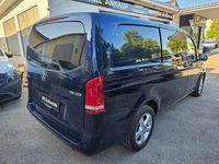 Gebraucht Mercedes Vito 163 PS (119 kW) 2021 Cavansitblau metallic Van