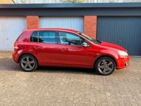 Gebraucht VW Golf VI Style 105 PS (77 kW) 2011 Rot Kleinwagen