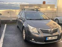 Gebraucht Toyota Avensis Executive 126 PS (92 kW) 2012 Kombi