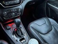 Gebraucht Jeep Cherokee Overland 195 PS (143 kW) 2019 Schwarz SUV