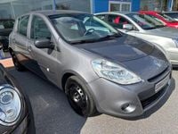 Second-hand Renault Clio III Expression 75 CP (55 kW) 2009 Berlinǎ
