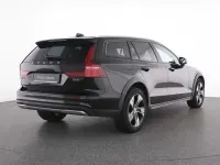 Gebraucht Volvo V60 CC 145 PS (106 kW) 2023 Kombi