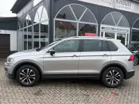 Gebraucht VW Tiguan IQ Drive 150 PS (110 kW) 2020 Tungsten silver SUV