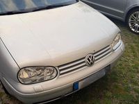 Usata VW Golf IV 105 CV (77 kW) 2000 Argento Utilitaria