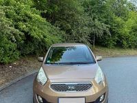 Gebraucht Kia Venga Attract 90 PS (66 kW) 2011 Gold Kleinwagen