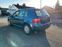 Gebraucht VW Golf IV 101 PS (74 kW) 2003 Blau Kleinwagen