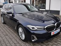 Gebraucht BMW 540 Luxury Line 340 PS (250 kW) 2021 Blau Kombi
