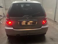 Gebraucht Mercedes A180 109 PS (80 kW) 2006 Grau Kleinwagen