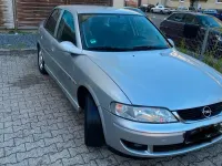Gebraucht Opel Vectra 123 PS (90 kW) 2001 Silber Limousine