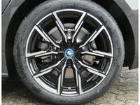 gebraucht BMW i4 Gran Coupe eDrive 35 M Sport AHK Lordose DAB Parking Assistant