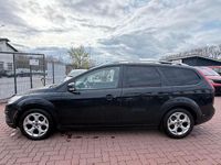 Gebraucht Ford Focus Viva 109 PS (80 kW) 2011 Schwarz Limousine