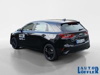 Gebraucht Kia Ceed 101 PS (74 kW) 2025 Zilinaschwarz Kleinwagen