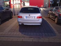 Gebraucht BMW 530 218 PS (160 kW) 2005 Silber Kombi