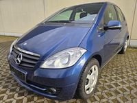 Gebraucht Mercedes A160 95 PS (69 kW) 2012 Blau Kleinwagen