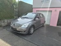 Gebraucht Mercedes B150 95 PS (69 kW) 2005 Silber Van / Kleinbus